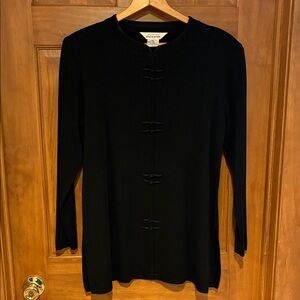 Exclusively MisookClassic Black Women's Tunic Top